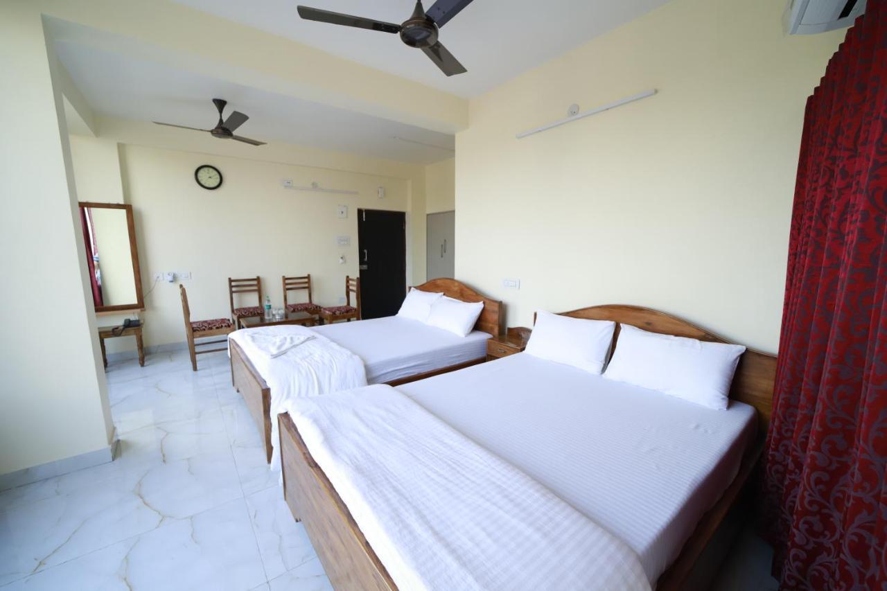 Rishika Guest House And Banquet كولكاتا المظهر الخارجي الصورة
