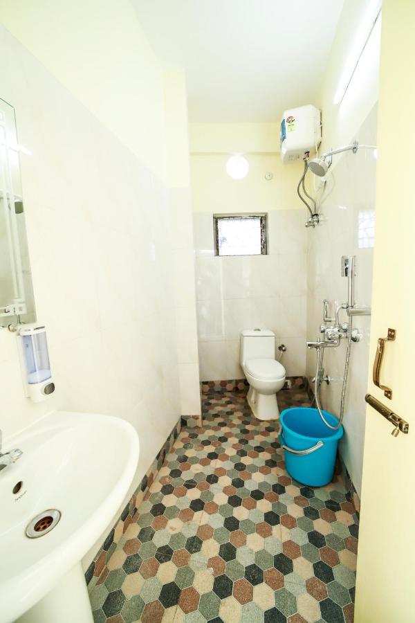 Rishika Guest House And Banquet كولكاتا المظهر الخارجي الصورة